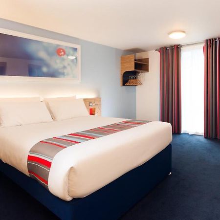 Travelodge Maidenhead Central Exterior foto