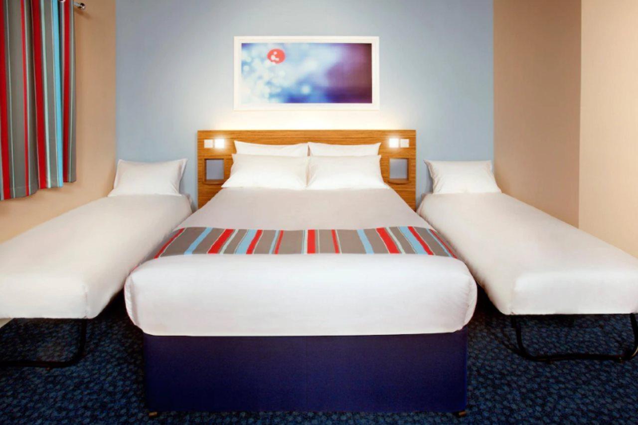 Travelodge Maidenhead Central Exterior foto